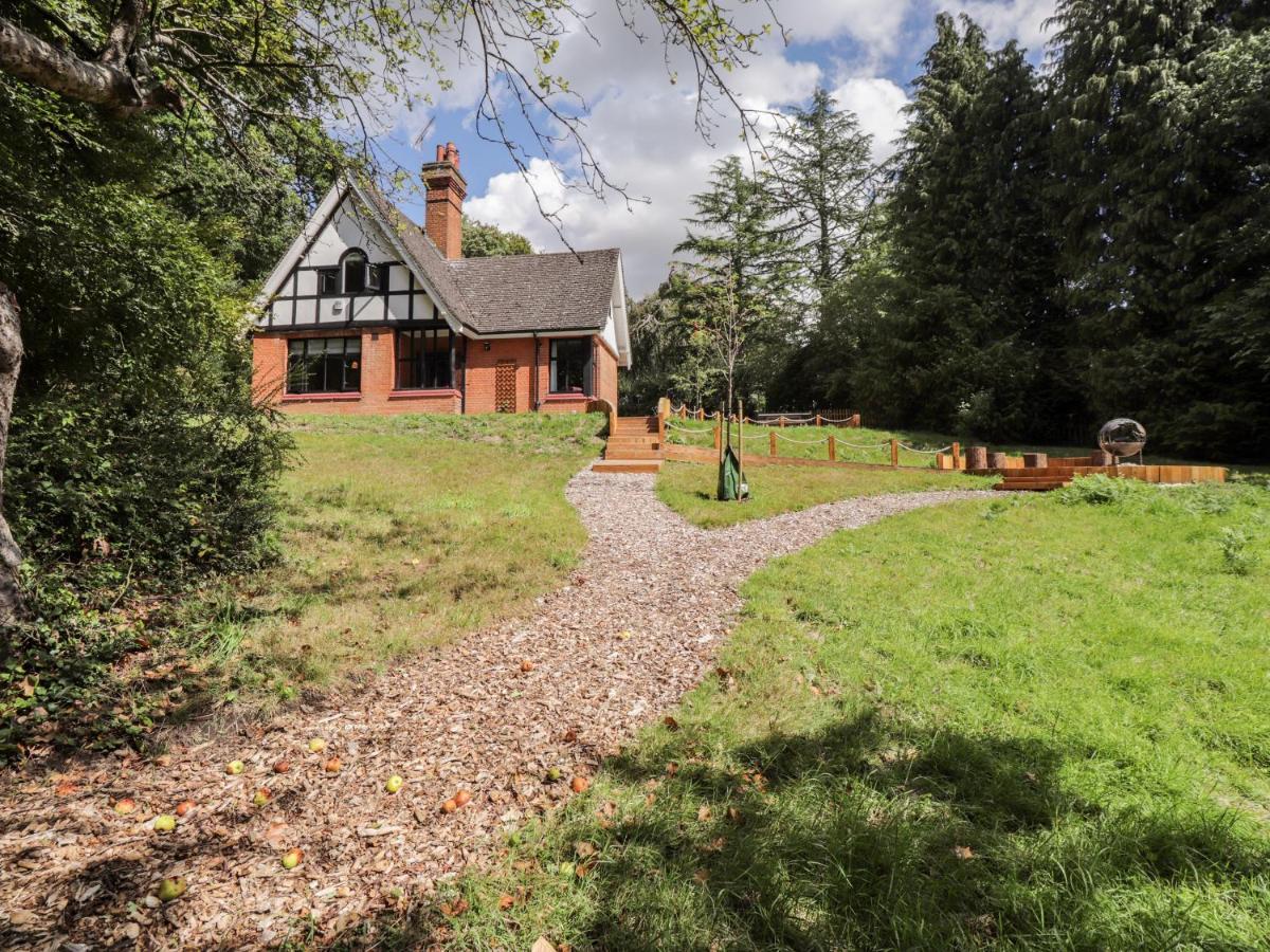 Baldwins Hill Cottage Loughton  Exterior photo